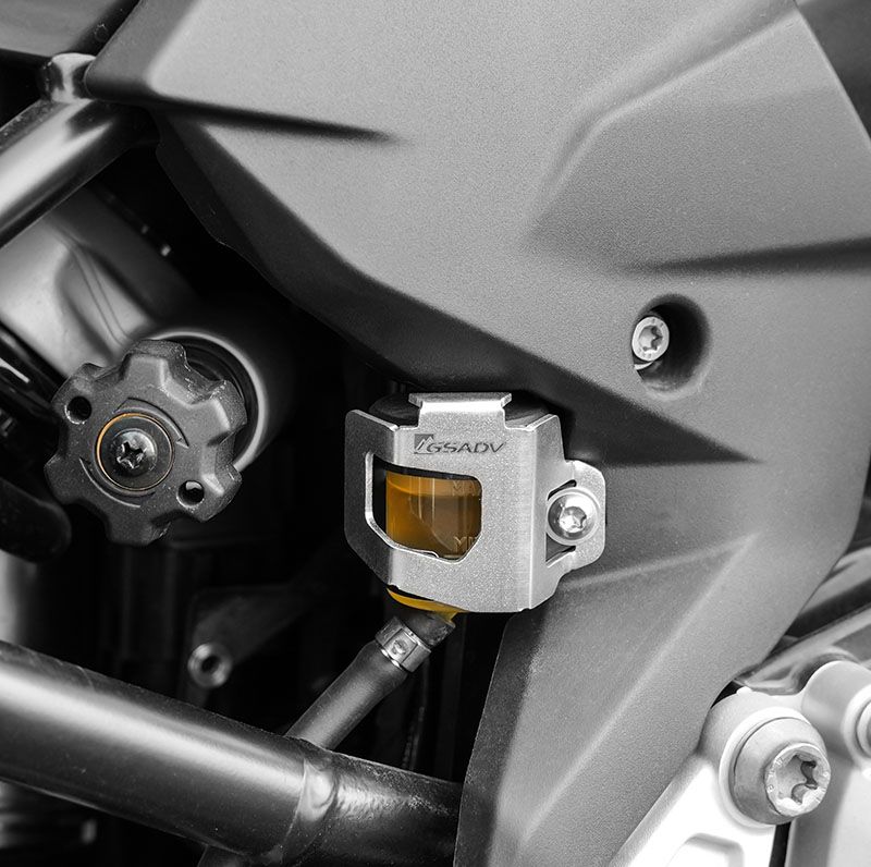 后刹车油杯保护